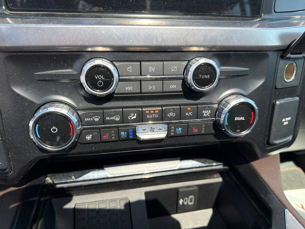 Certified 2024 Ford F250 King Ranch AWD/4WD image 17