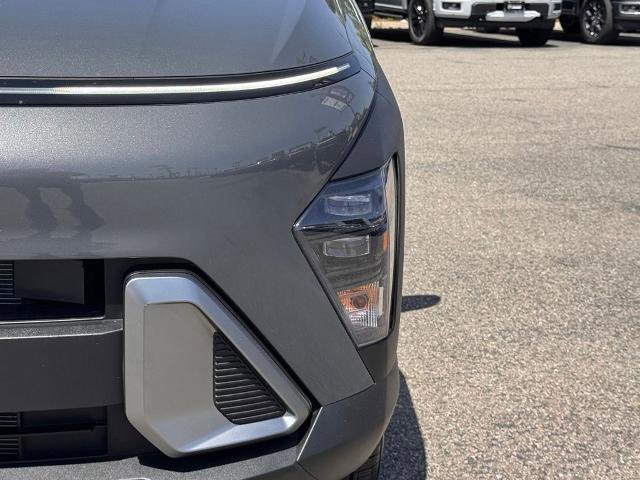 Used 2025 Hyundai Kona SEL FWD image 8