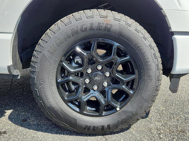 Certified 2024 Ford F150 XLT w/ XLT Black Appearance Package image 8