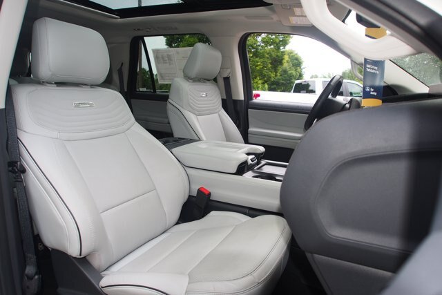Certified 2025 Ford Expedition Max Platinum w/ Platinum Ultimate Package AWD/4WD image 11
