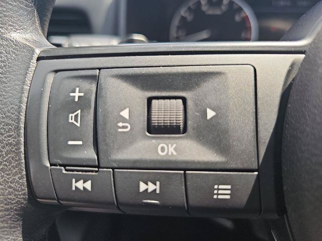 Used 2024 Nissan Rogue SV AWD/4WD image 17