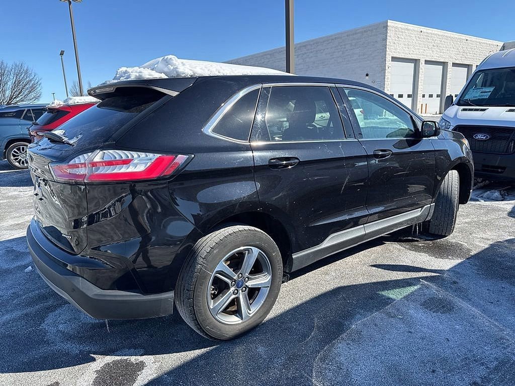 Certified 2022 Ford Edge SEL w/ Convenience Package image 3
