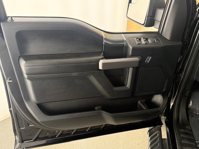 Certified 2019 Ford F150 XLT w/ Equipment Group 302A Luxury image 9