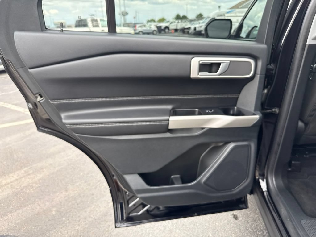 Certified 2021 Ford Explorer XLT AWD/4WD image 33