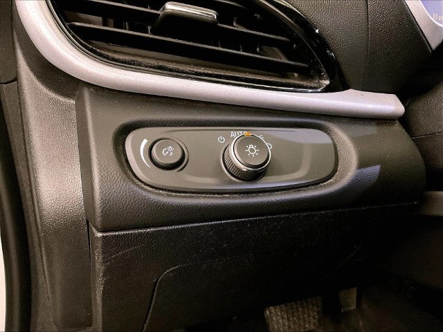 Used 2019 Chevrolet Volt LT FWD image 30