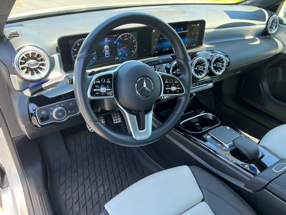 Used 2022 Mercedes-Benz A 220 4MATIC image 12