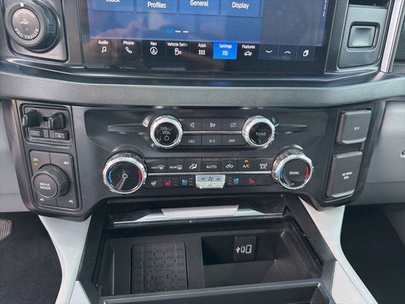 Certified 2024 Ford F250 Limited w/ FX4 Off-Road Package AWD/4WD image 8