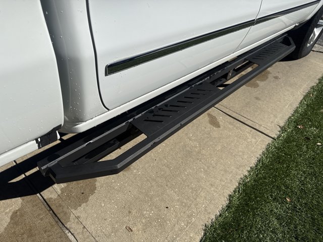 Used 2018 Chevrolet Silverado 1500 LTZ AWD/4WD image 3