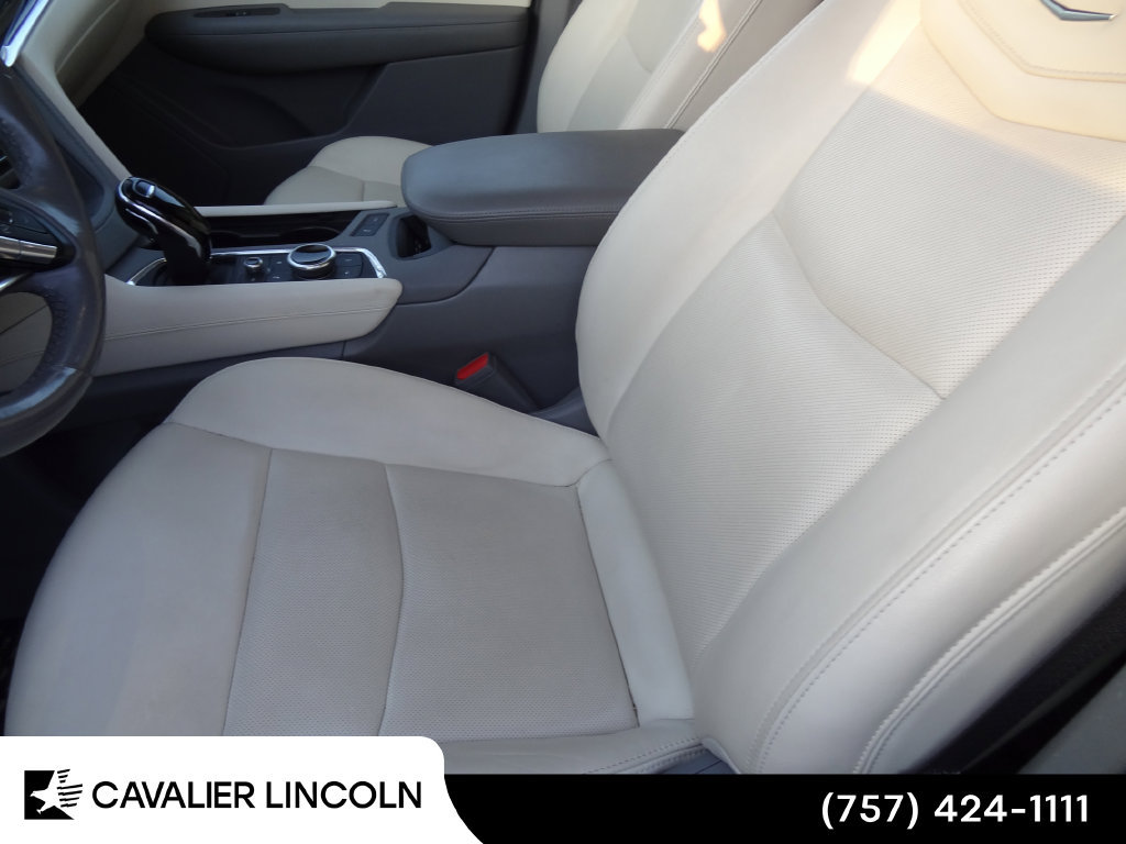 Used 2023 Cadillac XT6 Premium Luxury FWD image 7