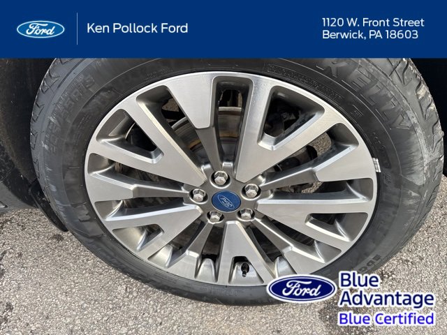 Certified 2022 Ford Escape Titanium w/ Class II Trailer Tow Package image 11