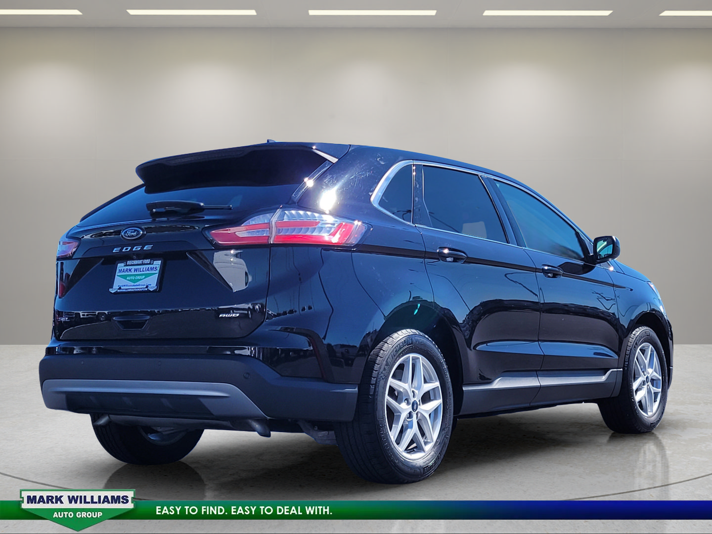 Certified 2021 Ford Edge SEL w/ Convenience Package AWD/4WD image 4