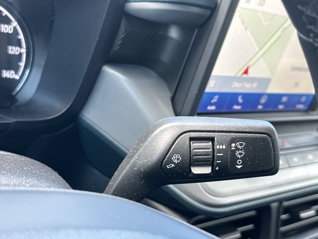 Certified 2024 Ford Maverick Lariat w/ Black Appearance Package FWD image 31