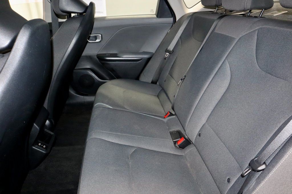 Used 2025 Kia K4 LXS image 21