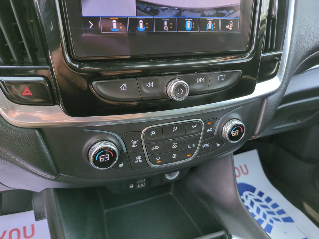 Used 2020 Chevrolet Traverse RS AWD/4WD image 28
