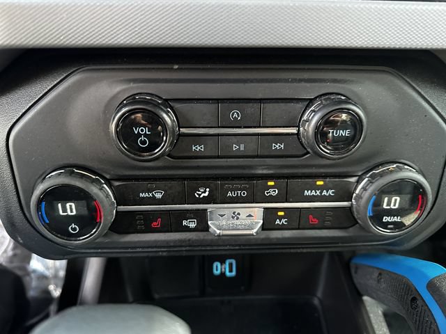 Certified 2024 Ford Bronco Black Diamond AWD/4WD image 24
