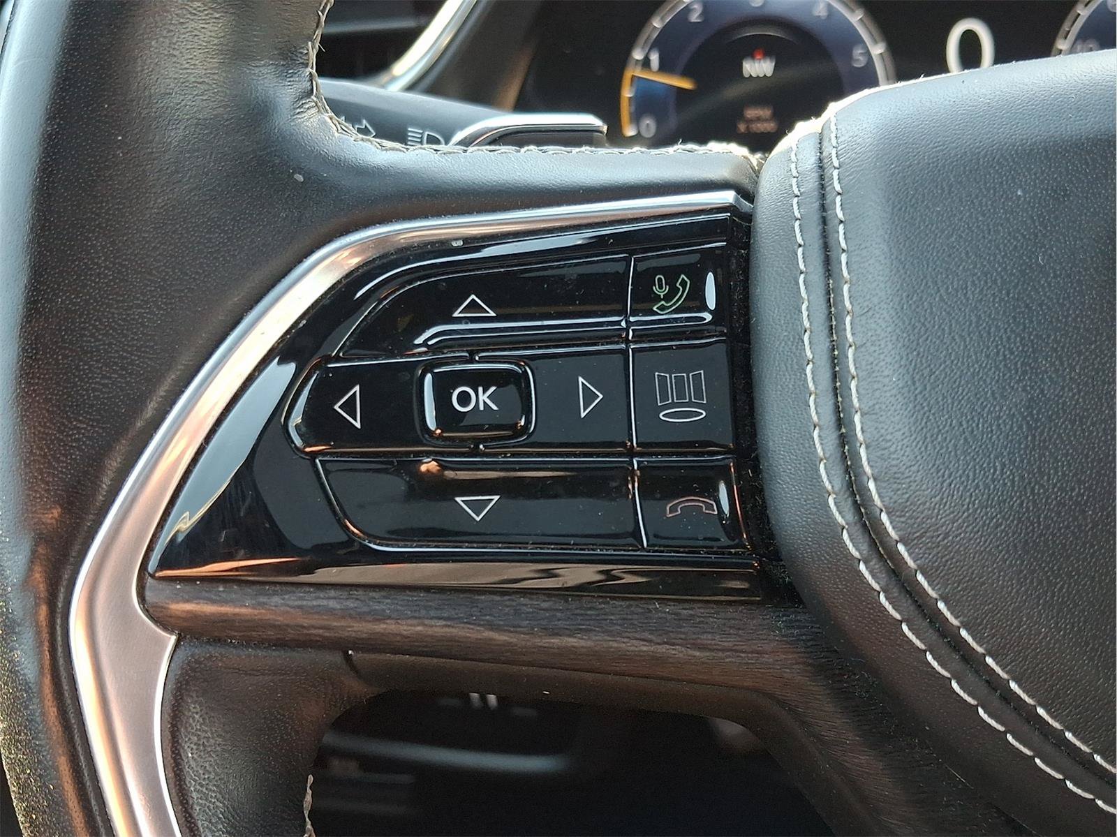 Used 2021 Jeep Grand Cherokee L Overland AWD/4WD image 27