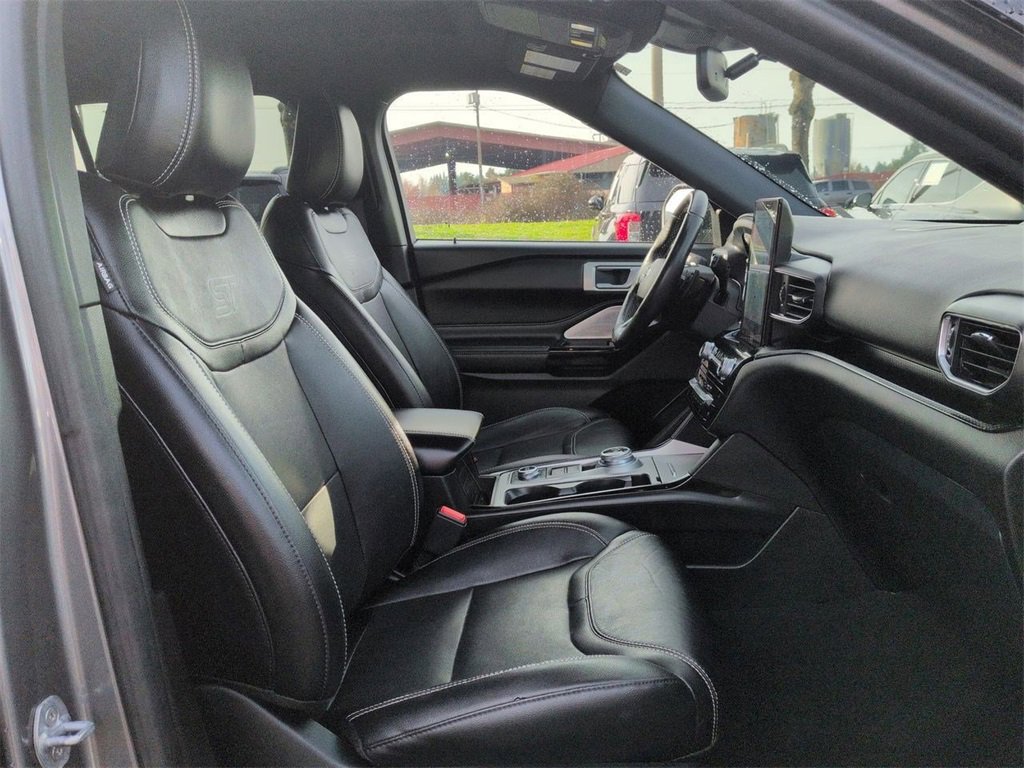 Certified 2022 Ford Explorer ST w/ Equipment Group 401A image 31