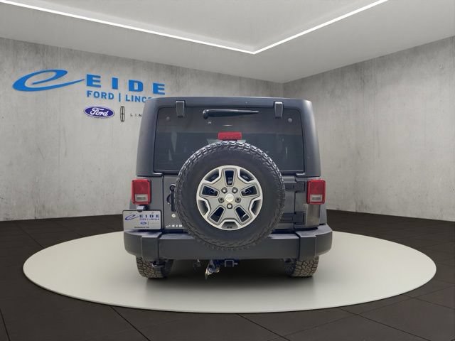 Used 2017 Jeep Wrangler Unlimited Rubicon w/ Connectivity Group AWD/4WD image 9