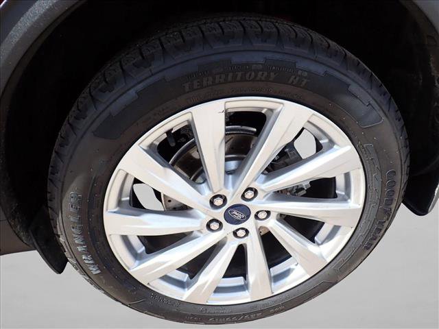 Certified 2021 Ford Escape Titanium w/ Titanium Elite Package AWD/4WD image 7
