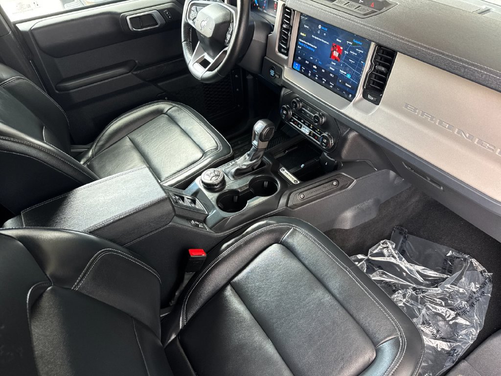 Certified 2025 Ford Bronco Outer Banks AWD/4WD image 15
