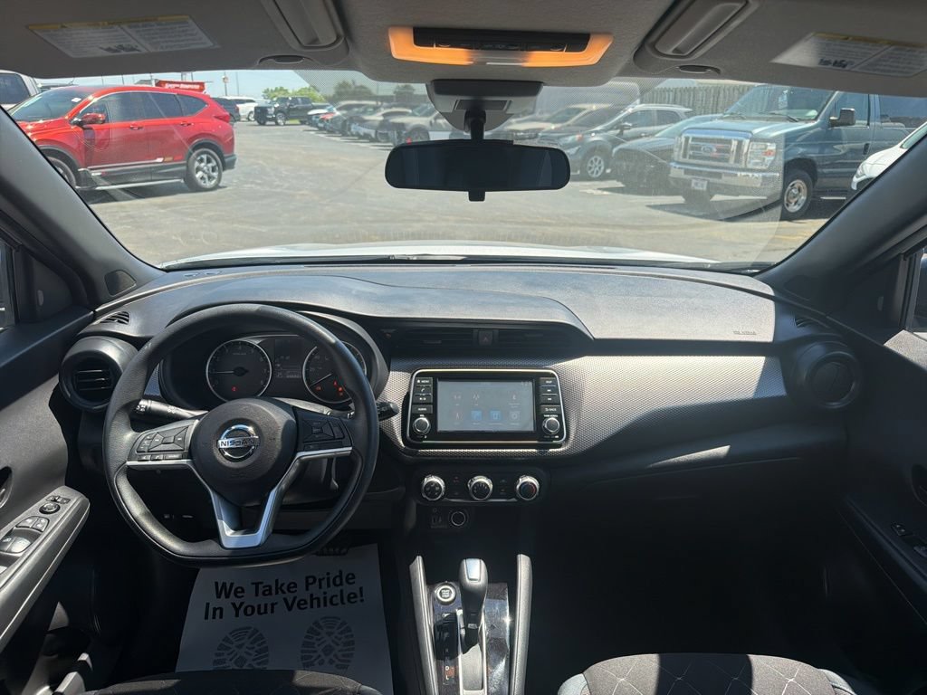 Used 2020 Nissan Kicks S FWD image 16
