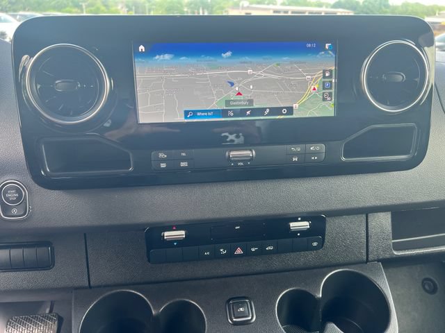 Used 2024 Mercedes-Benz Sprinter 2500 image 17