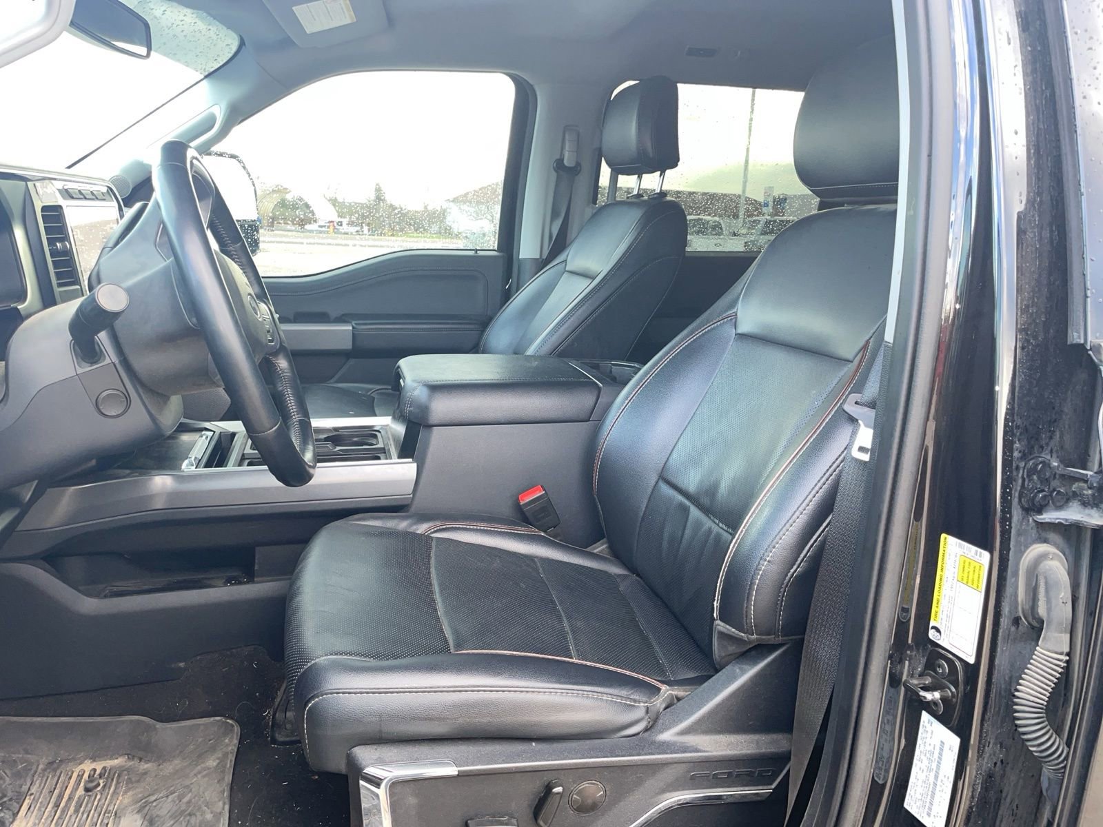 Certified 2024 Ford F350 Lariat w/ Sport Appearance Package image 9