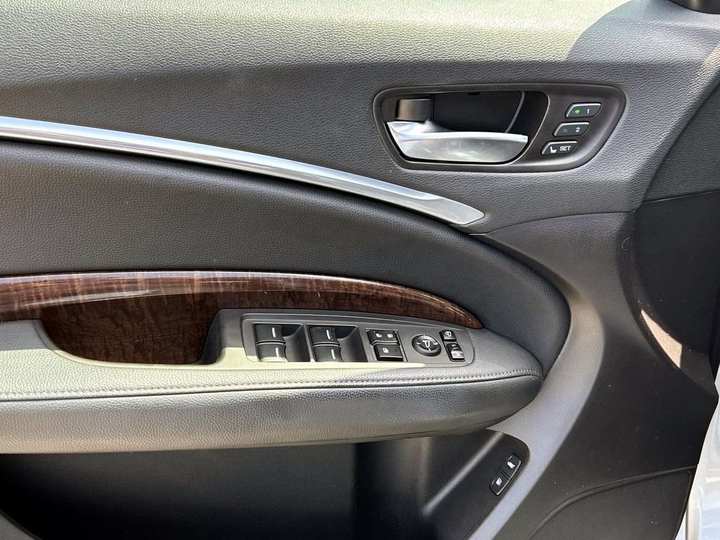 Used 2018 Acura MDX SH-AWD w/ Technology Package image 14