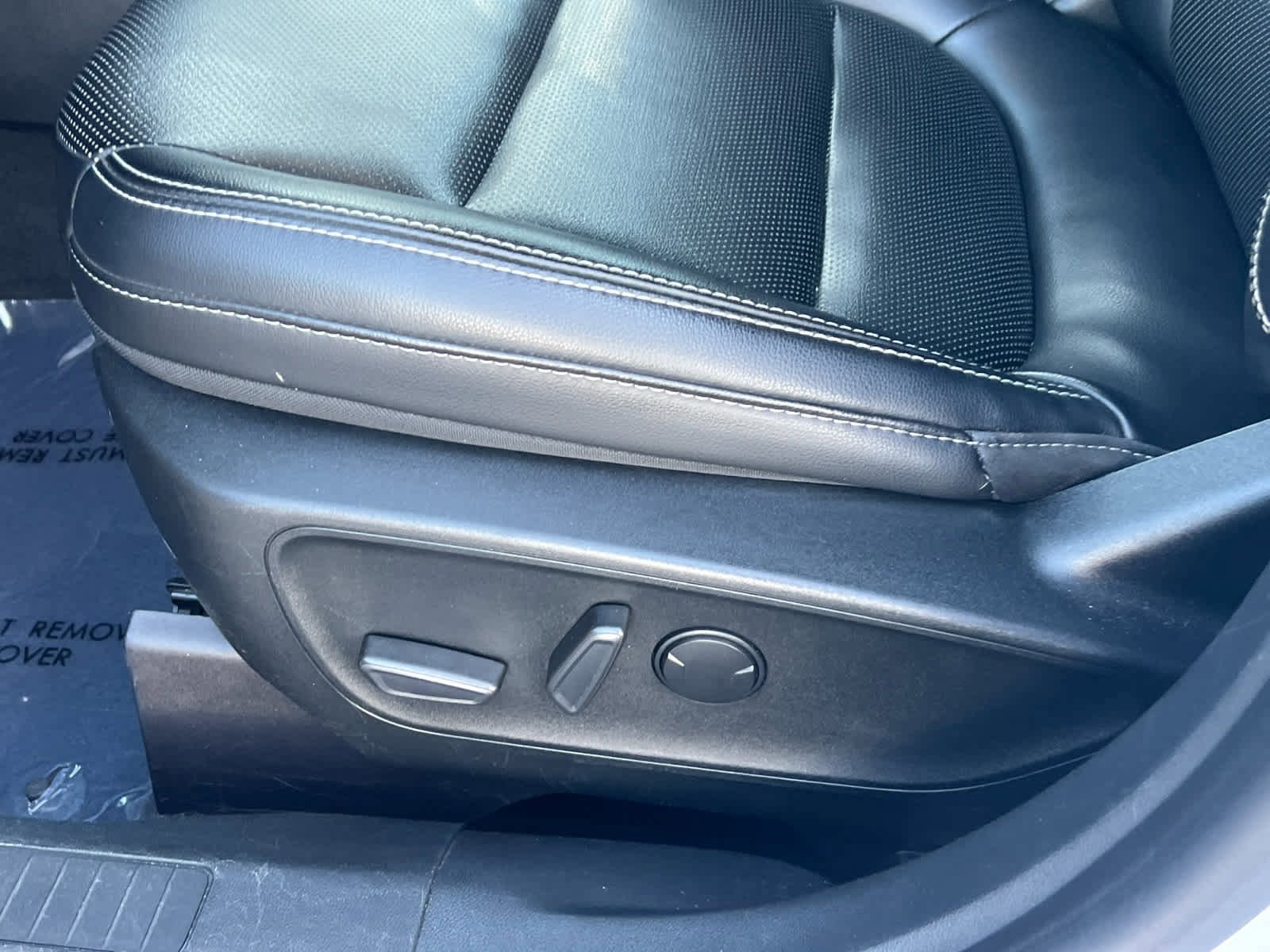 Certified 2021 Ford Escape SEL image 28