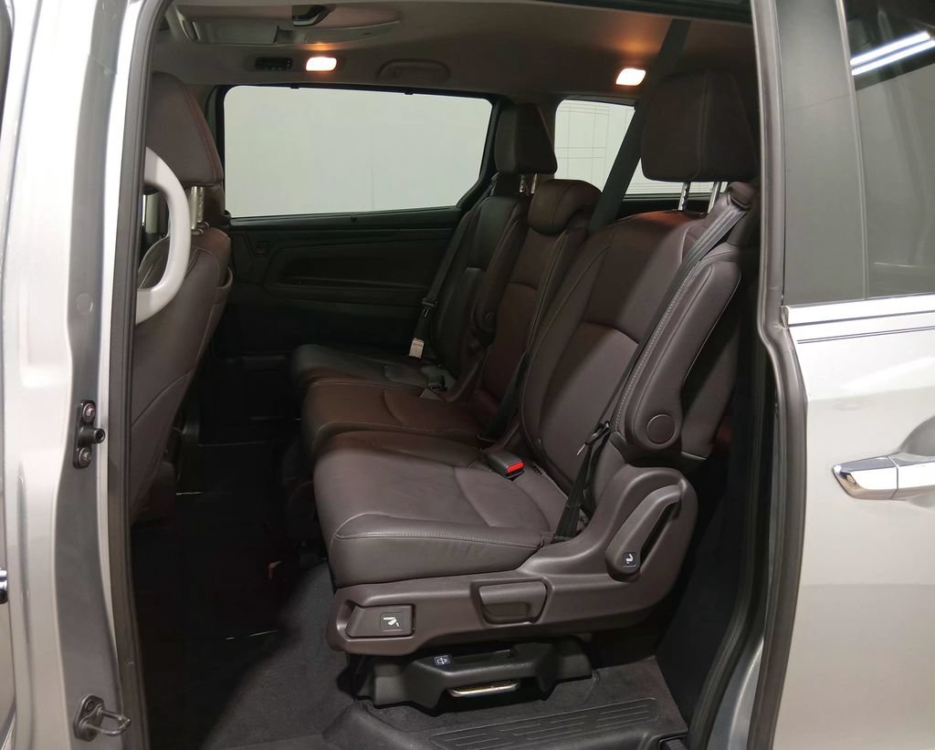Used 2022 Honda Odyssey Touring image 14