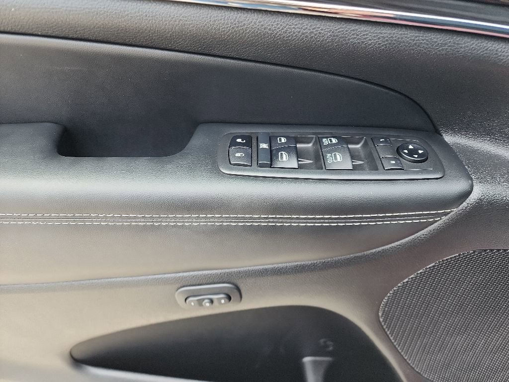 Used 2021 Jeep Grand Cherokee Limited AWD/4WD image 13