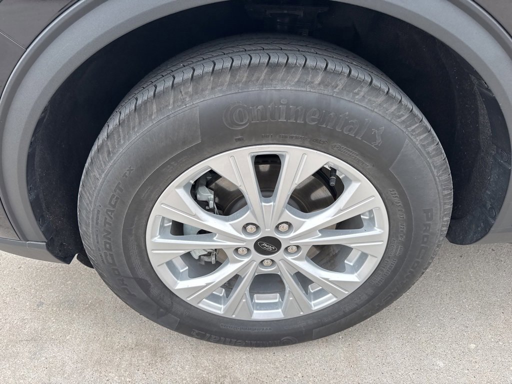 Certified 2025 Ford Escape Active image 11