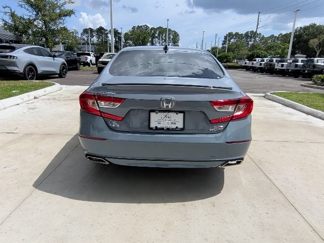 Used 2021 Honda Accord Sport image 12