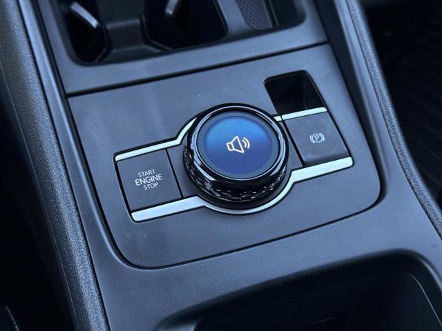 Used 2026 Volkswagen Tiguan SE R-Line image 24