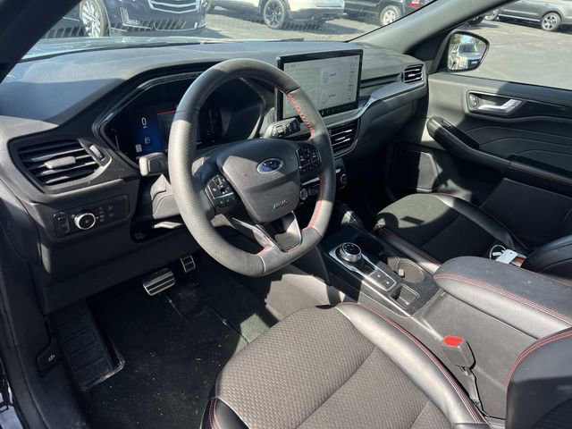 Certified 2024 Ford Escape ST-Line Select w/ Tech Pack #1 AWD/4WD image 7
