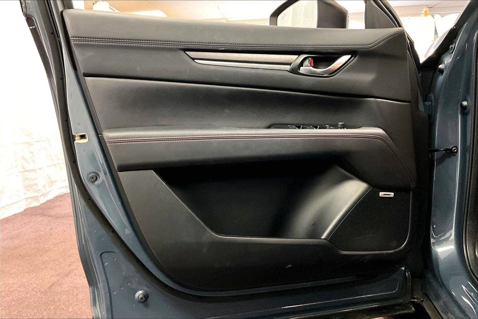 Used 2023 MAZDA CX-5 Carbon Edition image 22