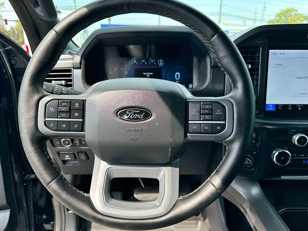 Certified 2025 Ford F150 Lariat w/ Equipment Group 501A Mid image 18