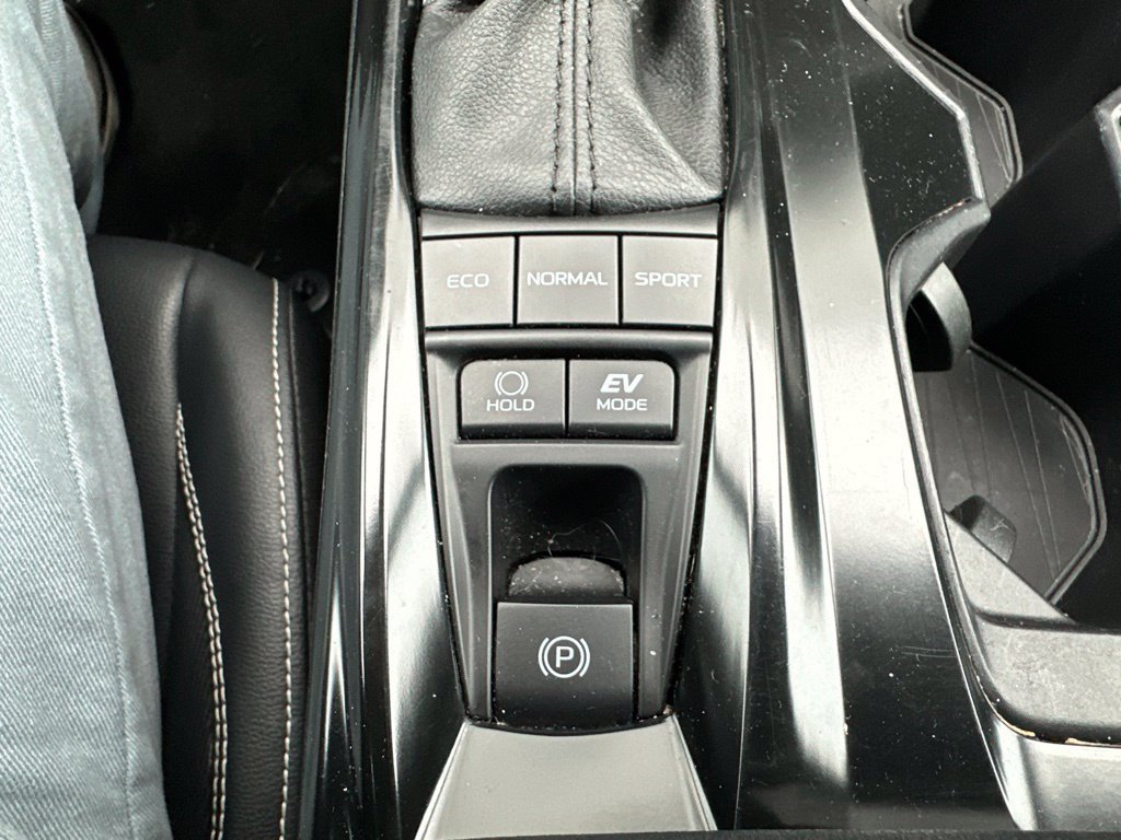 Used 2025 Toyota Camry SE FWD image 46