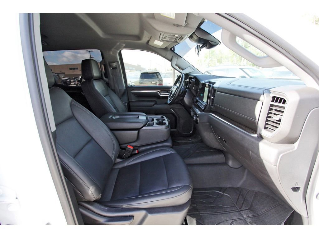 Used 2024 Chevrolet Silverado 1500 LT w/ All Star Edition Plus image 25