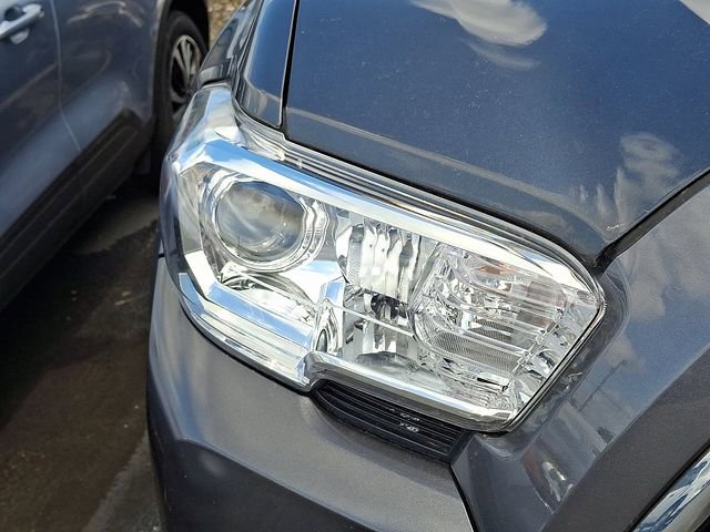 Used 2023 Toyota Tacoma SR5 AWD/4WD image 10