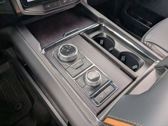 Certified 2024 Ford Expedition Platinum AWD/4WD image 11