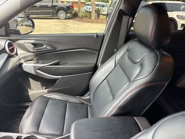 Used 2024 Chevrolet Trax RS FWD image 15