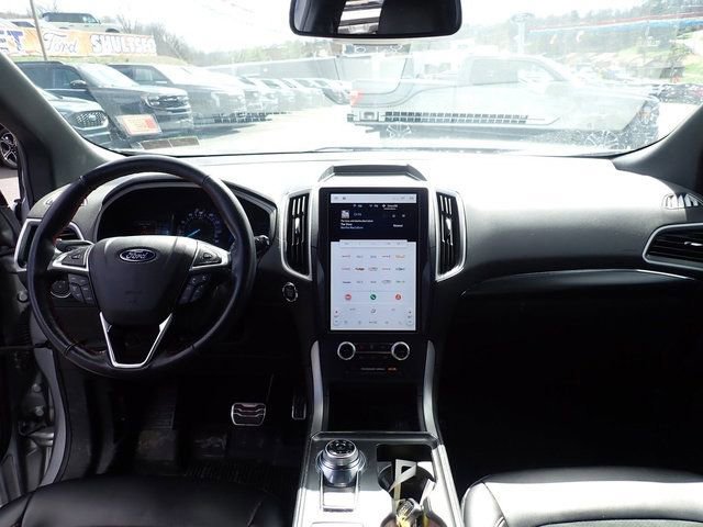 Certified 2022 Ford Edge ST-Line image 12