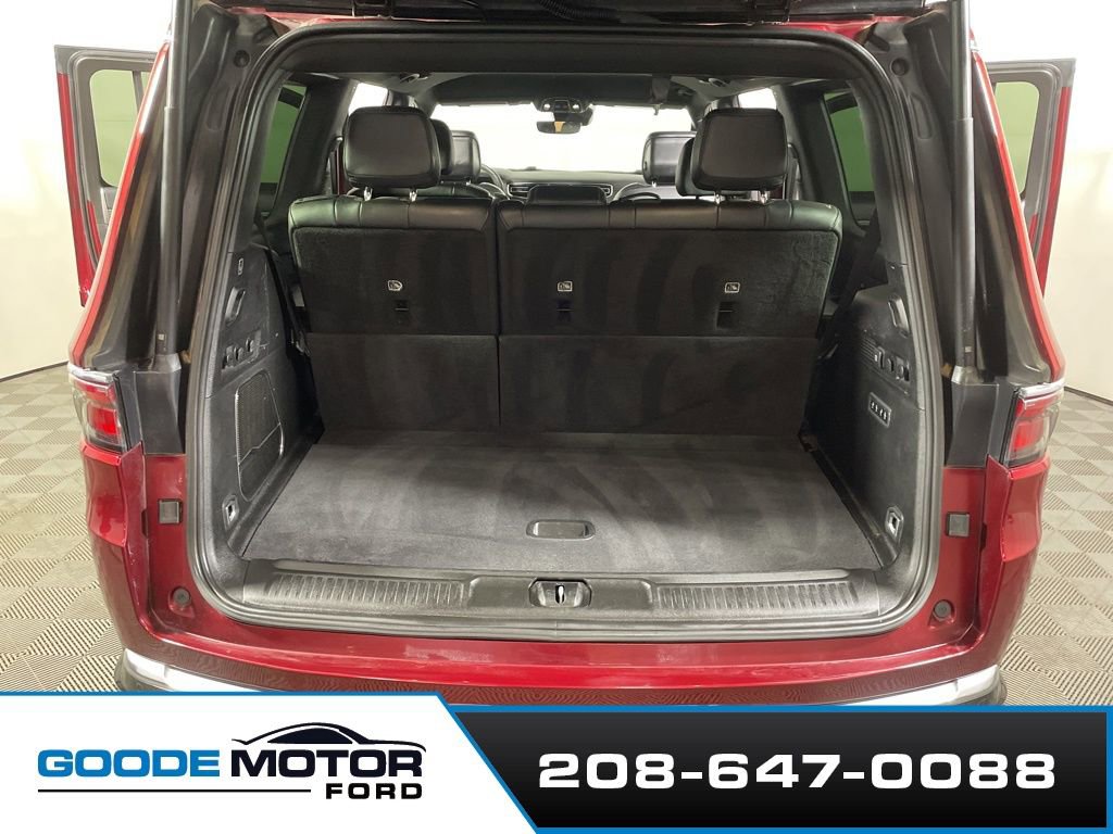 Used 2024 Jeep Wagoneer Series III AWD/4WD image 22