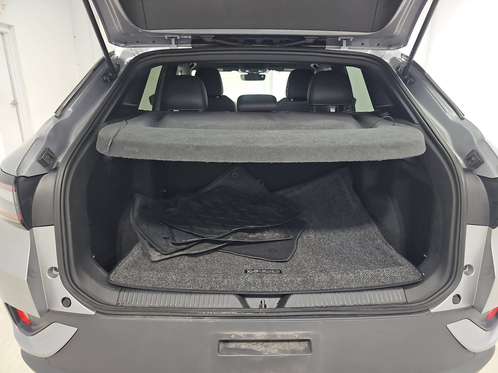 Used 2023 Volkswagen ID.4 Pro RWD image 13