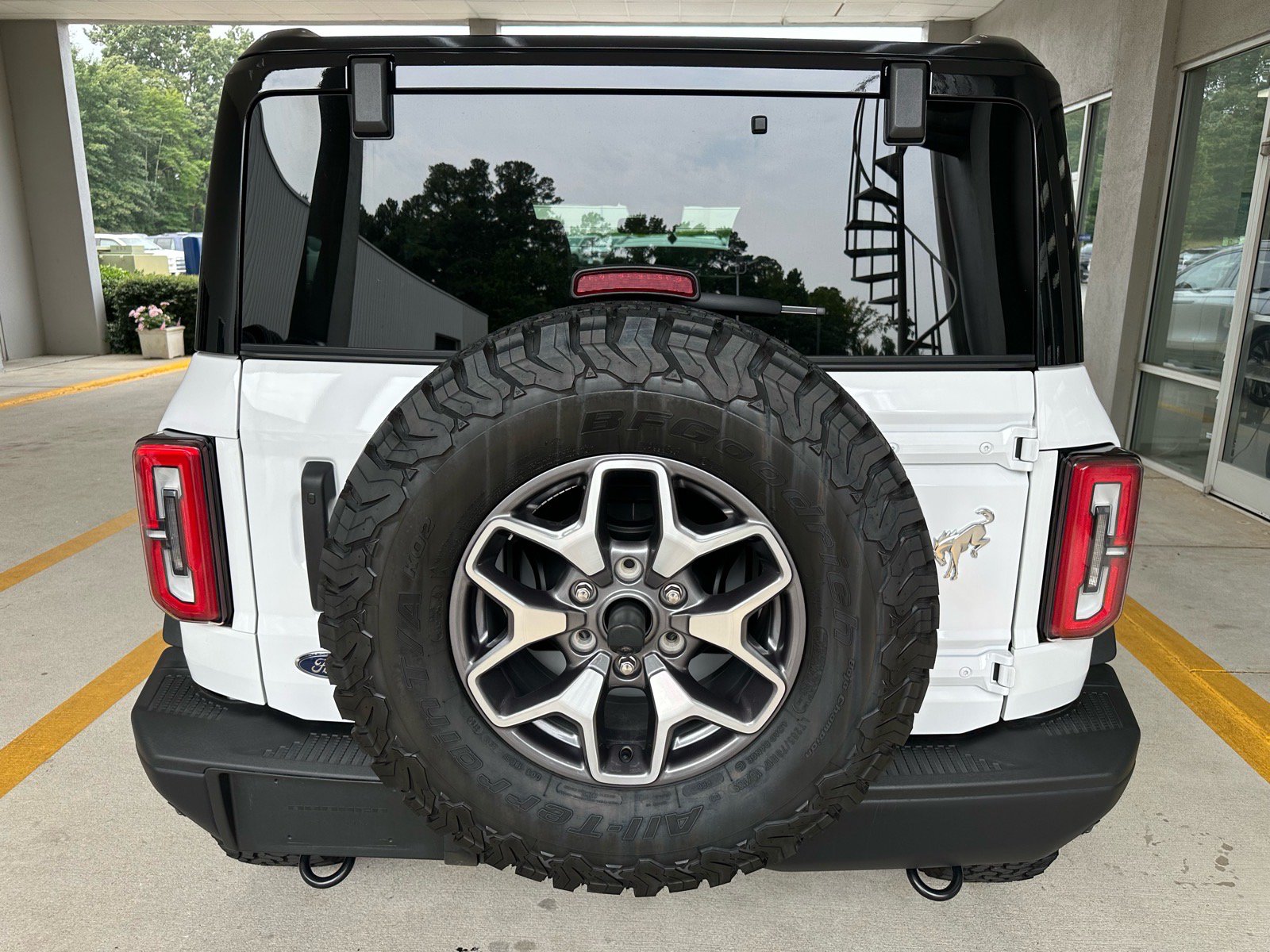 Certified 2024 Ford Bronco Badlands AWD/4WD image 12