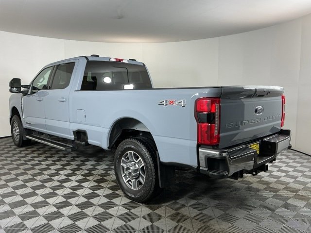 Certified 2024 Ford F350 Lariat w/ Camper Package image 4