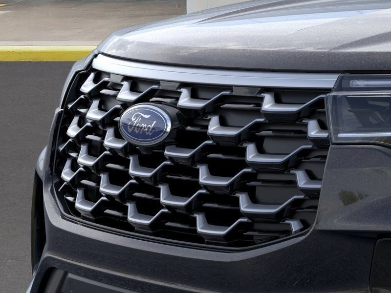 Certified 2025 Ford Explorer Platinum image 17