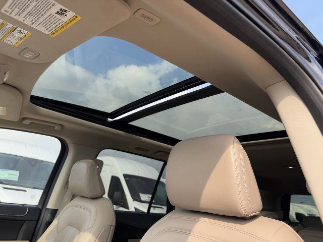 Certified 2024 Ford Expedition Max Limited image 28