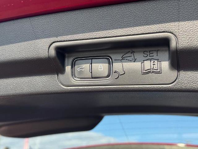 Certified 2020 Ford Explorer ST w/ ST Street Pack AWD/4WD image 7